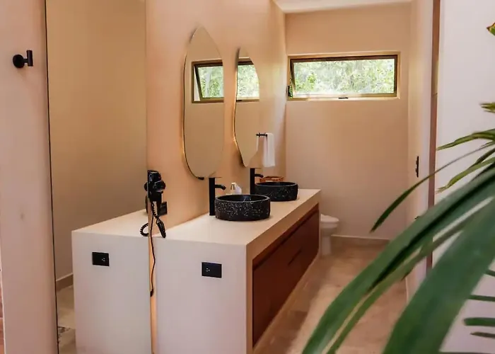 Spacious 4br With Private Pool & Lush Courtyard In Tulum